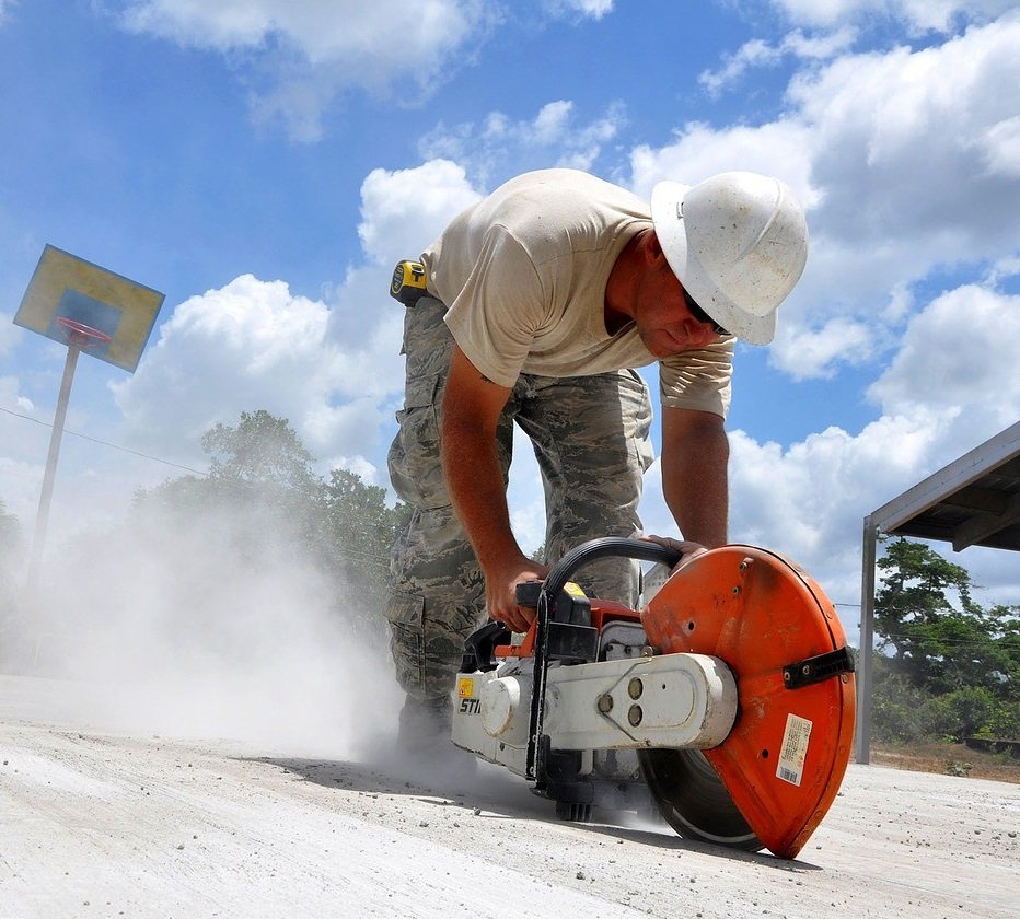 CONCRETE CUTTING- best concrete cutting services in UAE
