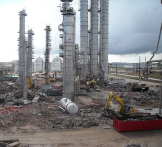 Best Specialists In Safe And Efficient Oil And Gas Field Tank Demolition in Dubai